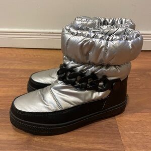 Waterproof winter puffer boots